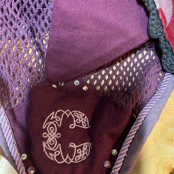 5 fun ear bonnets for your horse! - Picture 5 of 6